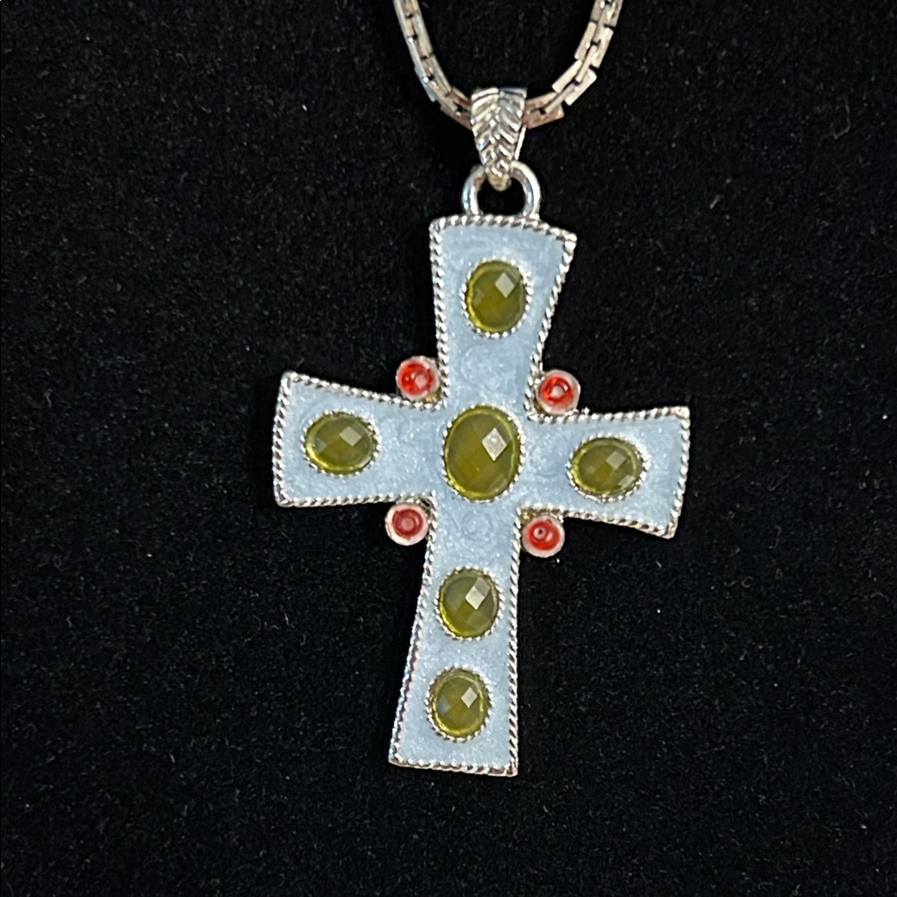 Cross with Beautiful Details of Green and Red Accents